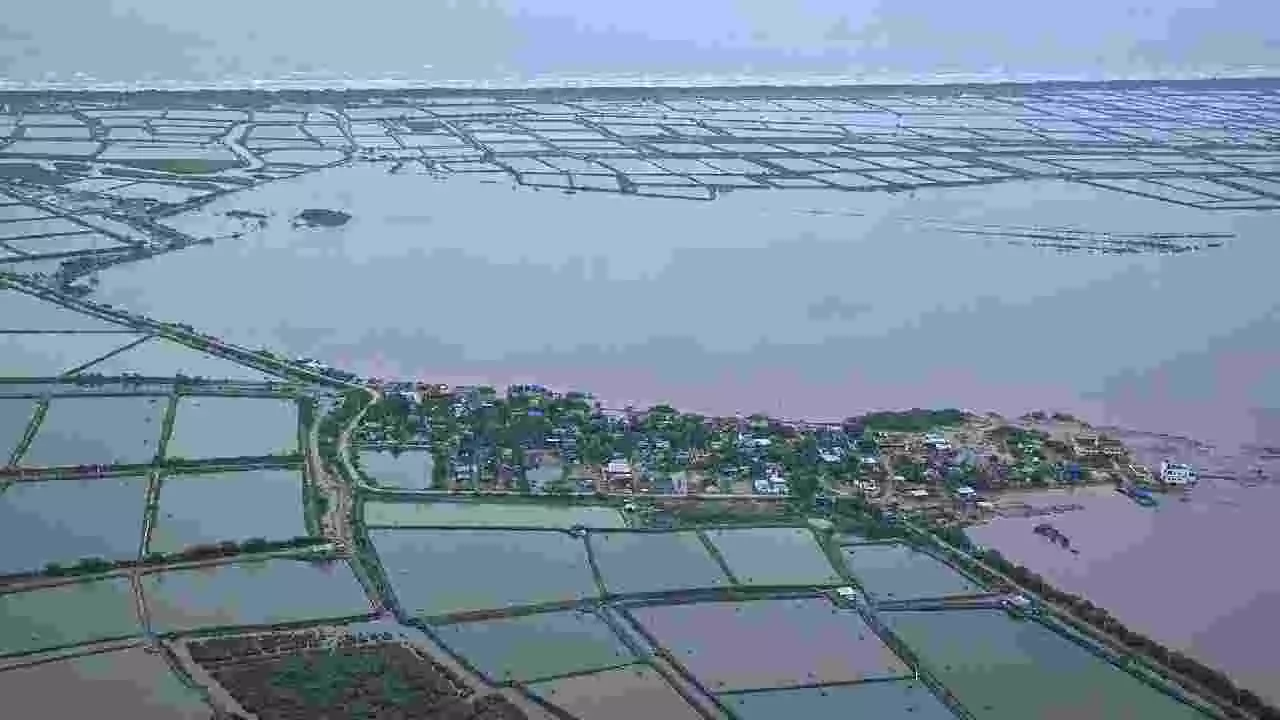 ಮೋಂಥಾ ಚಂಡಮಾರುತ: ಆಂಧ್ರಪ್ರದೇಶದಲ್ಲಿ ಮೂವರ ಸಾವು, 1.50 ಲಕ್ಷ ಎಕರೆ ಬೆಳೆ ಹಾನಿ