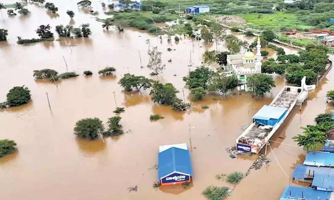ಪ್ರವಾಹ ಪರಿಹಾರ; ಕೇಂದ್ರದ ಮೊರೆ ಹೋಗಲು ಸಚಿವ ಸಂಪುಟ ತೀರ್ಮಾನ