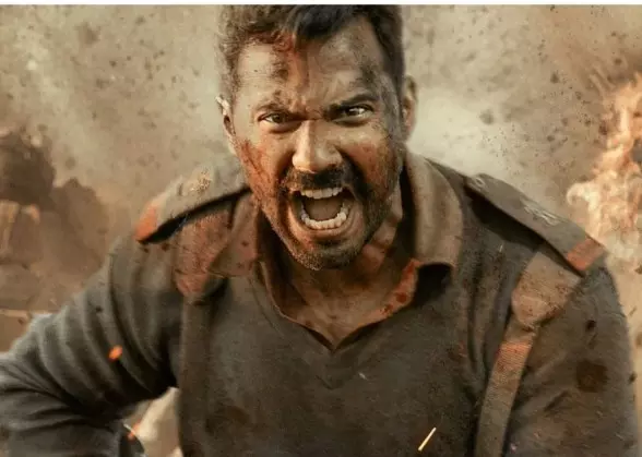 ಬಾರ್ಡರ್ 2 ನಲ್ಲಿ ವರುಣ್ ಧವನ್; ಮೇಜರ್ ಹೋಶಿಯಾರ್ ಸಿಂಗ್ ದಹಿಯಾ ಪಾತ್ರದ ಫಸ್ಟ್ ಲುಕ್ ಔಟ್ ಬಾರ್ಡರ್ 2 ನಲ್ಲಿ ವರುಣ್ ಧವನ್; ಮೇಜರ್ ಹೋಶಿಯಾರ್ ಸಿಂಗ್ ದಹಿಯಾ ಪಾತ್ರದ ಫಸ್ಟ್ ಲುಕ್ ಔಟ್