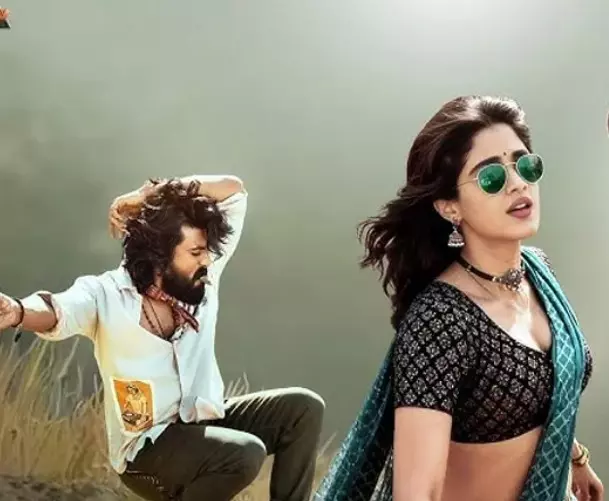 ಮೆಗಾ ಪವರ್ಸ್ಟಾರ್ ರಾಮ್ ಚರಣ್ ಅಭಿನಯದ ಪೆದ್ದಿ ಚಿತ್ರದ ಮೊದಲ ಸಿಂಗಲ್ ಚಿಕಿರಿ ಚಿಕಿರಿ ಬಿಡುಗಡೆ ಮೆಗಾ ಪವರ್ಸ್ಟಾರ್ ರಾಮ್ ಚರಣ್ ಅಭಿನಯದ ಪೆದ್ದಿ ಚಿತ್ರದ ಮೊದಲ ಸಿಂಗಲ್ ಚಿಕಿರಿ ಚಿಕಿರಿ ಬಿಡುಗಡೆ