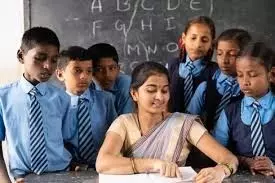 Karnataka Schools to Hold an Extra Daily Period to Make Up for Lost Classes After Extended Dasara Holidays Karnataka Schools to Hold an Extra Daily Period to Make Up for Lost Classes After Extended Dasara Holidays