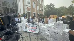 ಮತ ಅಕ್ರಮದ ವಿರುದ್ಧ ಸಮರ:  ಮಲ್ಲಿಕಾರ್ಜುನ ಖರ್ಗೆಗೆ 1.12 ಕೋಟಿ ಕನ್ನಡಿಗರ ಸಹಿಪತ್ರ ಸಲ್ಲಿಕೆ