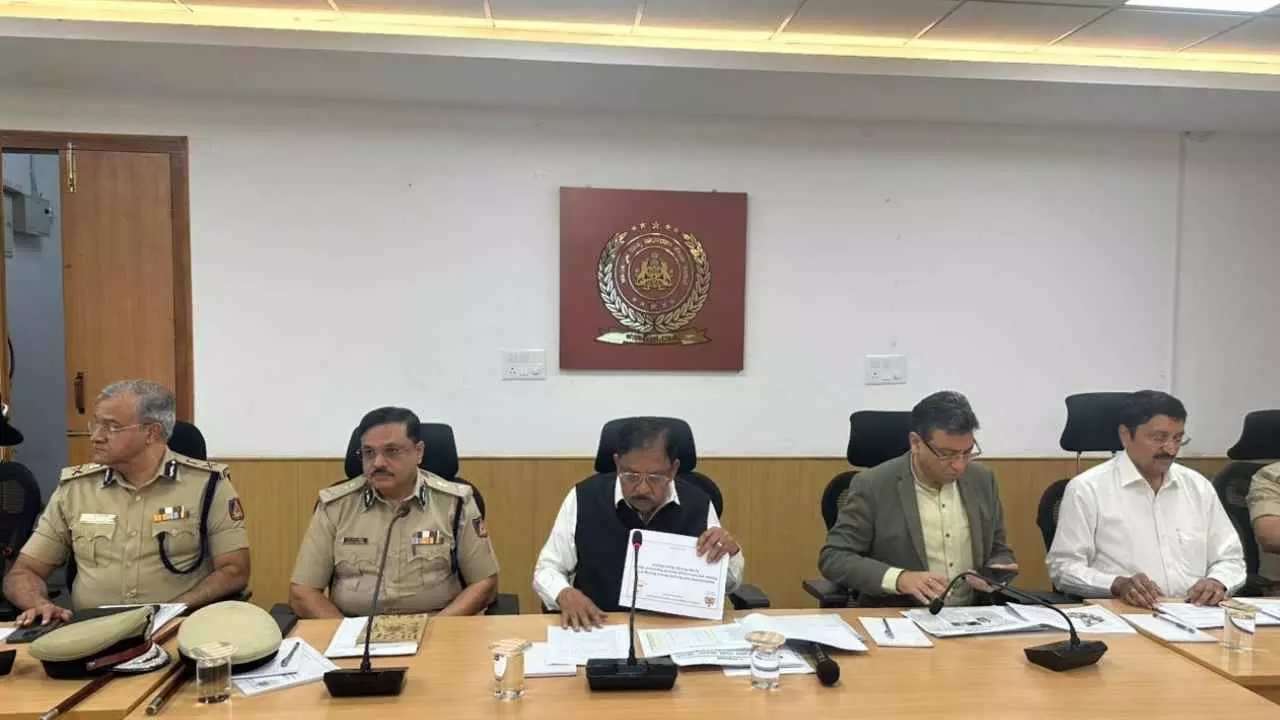 ಜೈಲಲ್ಲಿ ಕೈದಿಗಳ ಮೋಜು; ಕಾರಾಗೃಹಗಳ ಪರಿಶೀಲನೆಗೆ ಹೈ ಪವರ್ ಕಮಿಟಿ