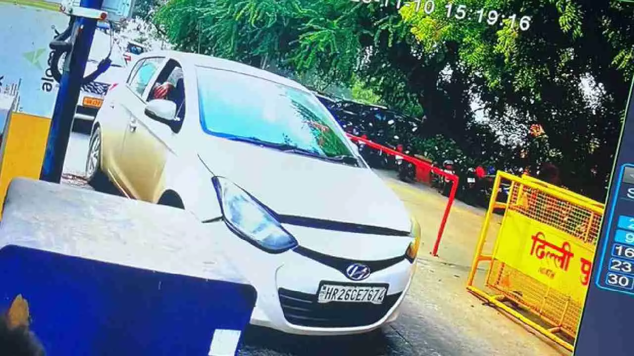 ದೆಹಲಿ ಸ್ಫೋಟ : ಕಾರಿನ ಮಾಲೀಕ ವಶಕ್ಕೆ, ಆತ್ಮಾಹುತಿ ದಾಳಿಯ ಶಂಕೆ