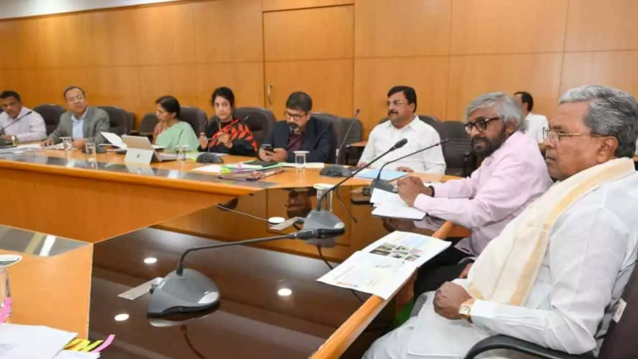 ಮಾನವ-ವನ್ಯಜೀವಿ ಸಂಘರ್ಷಕ್ಕೆ ಅಂತ್ಯ: 8 ಅಂಶಗಳ ಯೋಜನೆಗೆ ಸಿಎಂ ಅಸ್ತು ಮಾನವ-ವನ್ಯಜೀವಿ ಸಂಘರ್ಷಕ್ಕೆ ಅಂತ್ಯ: 8 ಅಂಶಗಳ ಯೋಜನೆಗೆ ಸಿಎಂ ಅಸ್ತು