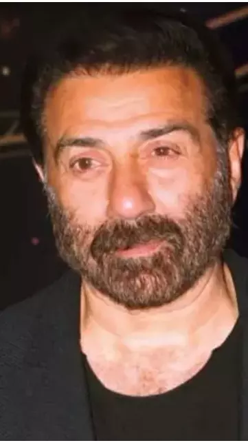 ಮಾಧ್ಯಮಗಳ ಅತಿರೇಕದ ವರ್ತನೆ ವಿರುದ್ಧ ಬಾಲಿವುಡ್ ನಟ ಸನ್ನಿ ಡಿಯೋಲ್ ಆಕ್ರೋಶ ಮಾಧ್ಯಮಗಳ ಅತಿರೇಕದ ವರ್ತನೆ ವಿರುದ್ಧ ಬಾಲಿವುಡ್ ನಟ ಸನ್ನಿ ಡಿಯೋಲ್ ಆಕ್ರೋಶ