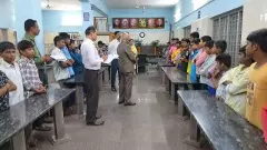 ವಿದ್ಯಾರ್ಥಿನಿಲಯಕ್ಕೆ ಉಪಲೋಕಾಯುಕ್ತರ ಭೇಟಿ: ಅಧಿಕಾರಿಗಳ ವಿರುದ್ಧ ಗರಂ