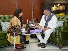 ಕಸ-ಗುಂಡಿ ಸಮರಕ್ಕೆ ತಾತ್ಕಾಲಿಕ ವಿರಾಮ: ಡಿ.ಕೆ. ಶಿವಕುಮಾರ್ಗೆ ಕಿರಣ್ ಮಜುಮ್ದಾರ್ ಶಾ ಮೆಚ್ಚುಗೆ ಕಸ-ಗುಂಡಿ ಸಮರಕ್ಕೆ ತಾತ್ಕಾಲಿಕ ವಿರಾಮ: ಡಿ.ಕೆ. ಶಿವಕುಮಾರ್ಗೆ ಕಿರಣ್ ಮಜುಮ್ದಾರ್ ಶಾ ಮೆಚ್ಚುಗೆ