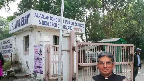 ಕೆಂಪು ಕೋಟೆ ಸ್ಫೋಟ: ಅಲ್ ಫಲಾಹ್ ಸಂಸ್ಥಾಪಕನ ಬಂಧನ, ತನಿಖೆ ಚುರುಕುಗೊಳಿಸಿದ ಇ.ಡಿ ಕೆಂಪು ಕೋಟೆ ಸ್ಫೋಟ: ಅಲ್ ಫಲಾಹ್ ಸಂಸ್ಥಾಪಕನ ಬಂಧನ, ತನಿಖೆ ಚುರುಕುಗೊಳಿಸಿದ ಇ.ಡಿ