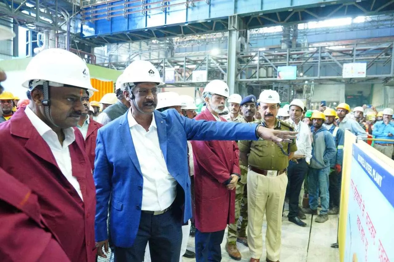 ರೂರ್ಕೆಲಾ ಉಕ್ಕು ಸ್ಥಾವರ; 9ಸಾವಿರ ಕೋಟಿ ರೂ. ವೆಚ್ಚದ ಆಧುನೀಕರಣ ಕಾರ್ಯಕ್ಕೆ ಚಾಲನೆ ರೂರ್ಕೆಲಾ ಉಕ್ಕು ಸ್ಥಾವರ; 9ಸಾವಿರ ಕೋಟಿ ರೂ. ವೆಚ್ಚದ ಆಧುನೀಕರಣ ಕಾರ್ಯಕ್ಕೆ ಚಾಲನೆ