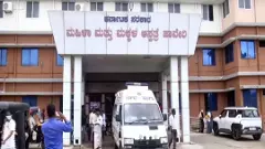 ಬೆಡ್ ಸಿಗದೆ ಕಾರಿಡಾರ್‌ನಲ್ಲೇ ಹೆರಿಗೆ, ನೆಲಕ್ಕೆ ಬಿದ್ದು ನವಜಾತ ಶಿಶು ಸಾವು; ಹಾವೇರಿ ಜಿಲ್ಲಾಸ್ಪತ್ರೆ ಅವ್ಯವಸ್ಥೆಗೆ ಆಕ್ರೋಶ