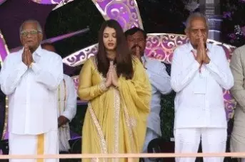 ಇರುವುದು ಒಂದೇ ಜಾತಿ, ಅದು ಮಾನವೀಯತೆ: ಸತ್ಯಸಾಯಿ ವೇದಿಕೆಯಲ್ಲಿ ಐಶ್ವರ್ಯಾ ರೈ ಭಾವುಕ ನುಡಿ ಇರುವುದು ಒಂದೇ ಜಾತಿ, ಅದು ಮಾನವೀಯತೆ: ಸತ್ಯಸಾಯಿ ವೇದಿಕೆಯಲ್ಲಿ ಐಶ್ವರ್ಯಾ ರೈ ಭಾವುಕ ನುಡಿ