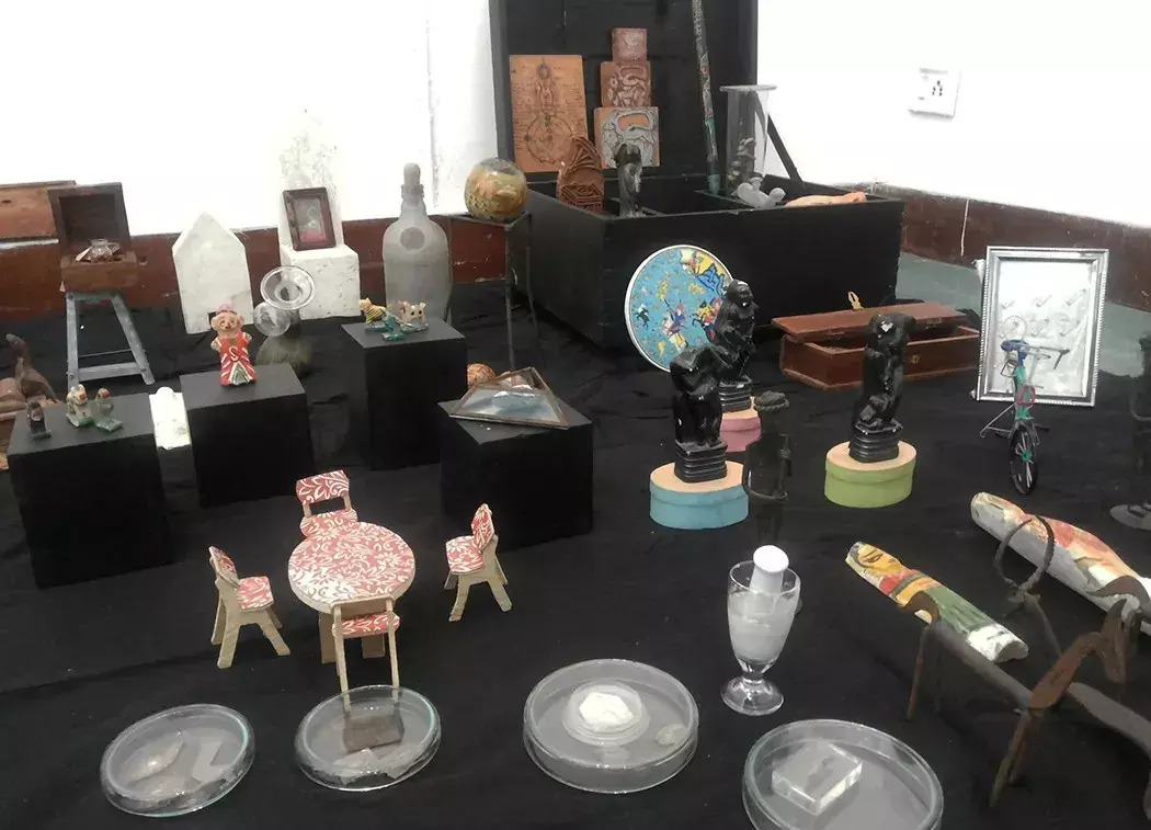 ಐಟಿ ಸಿಟಿಯಲ್ಲೊಂದು ಕಲಾ ಪಯಣ: ನೀವು ಭೇಟಿ ನೀಡಲೇಬೇಕಾದ ಹತ್ತು ಆರ್ಟ್ ಗ್ಯಾಲರಿ, ಮ್ಯೂಸಿಯಂಗಳು ಐಟಿ ಸಿಟಿಯಲ್ಲೊಂದು ಕಲಾ ಪಯಣ: ನೀವು ಭೇಟಿ ನೀಡಲೇಬೇಕಾದ ಹತ್ತು ಆರ್ಟ್ ಗ್ಯಾಲರಿ, ಮ್ಯೂಸಿಯಂಗಳು