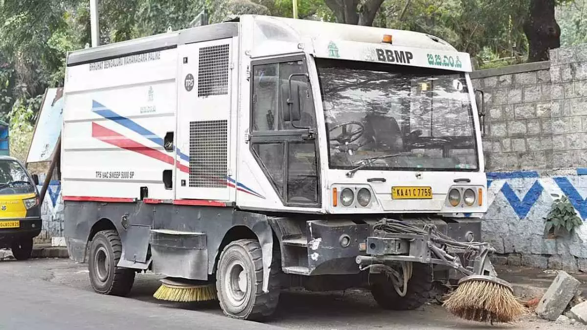 Buy your own sweepers instead of renting them; BJP leader N.R. Ramesh demands