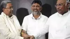 Karnataka Congress Power Struggle Reaches Rahul Gandhi as Kharge Prepares Detailed Report