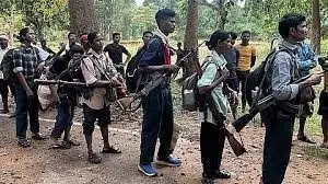 Chhattisgarh 41 Naxalites, Including 32 Carrying ₹1.19 Crore Bounty, Surrender in Bijapur