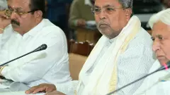 ರೈತರಿಂದಲೇ ನೇರವಾಗಿ ಮೆಕ್ಕೆಜೋಳ ಖರೀದಿಸಲು ಡಿಸ್ಟಿಲರಿಗಳಿಗೆ ಸಿಎಂ ಸೂಚನೆ