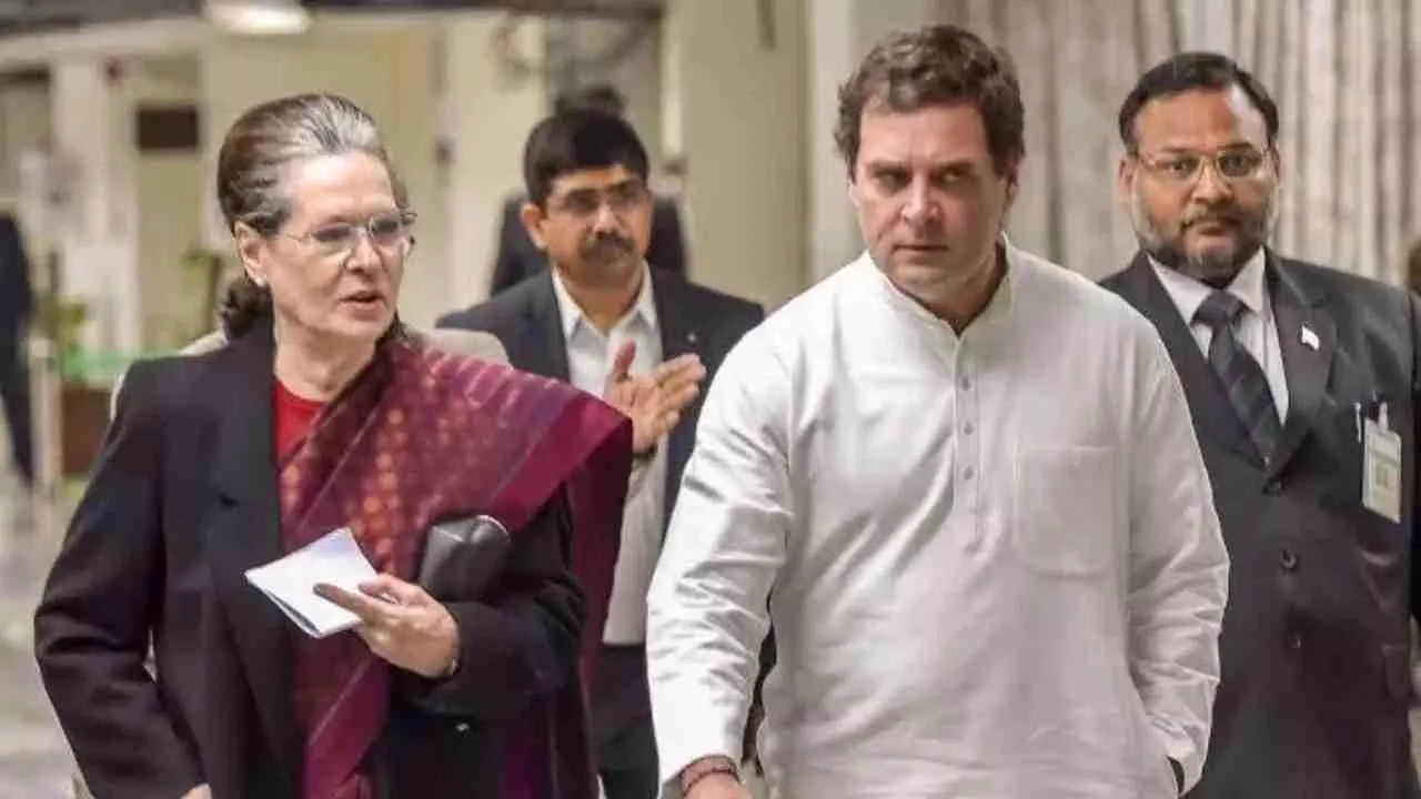 ನ್ಯಾಷನಲ್ ಹೆರಾಲ್ಡ್ ಕೇಸ್: ರಾಹುಲ್, ಸೋನಿಯಾ ವಿರುದ್ಧ ಕ್ರಿಮಿನಲ್ ಪಿತೂರಿ ಪ್ರಕರಣ ದಾಖಲು