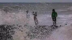 ದಿತ್ವಾ ಸೈಕ್ಲೋನ್ ಅಬ್ಬರ: ನಡುಗಿದ ಬೆಂಗಳೂರು; 3 ದಿನ ರಾಜ್ಯಾದ್ಯಂತ ಮೈಕೊರೆವ ಚಳಿ