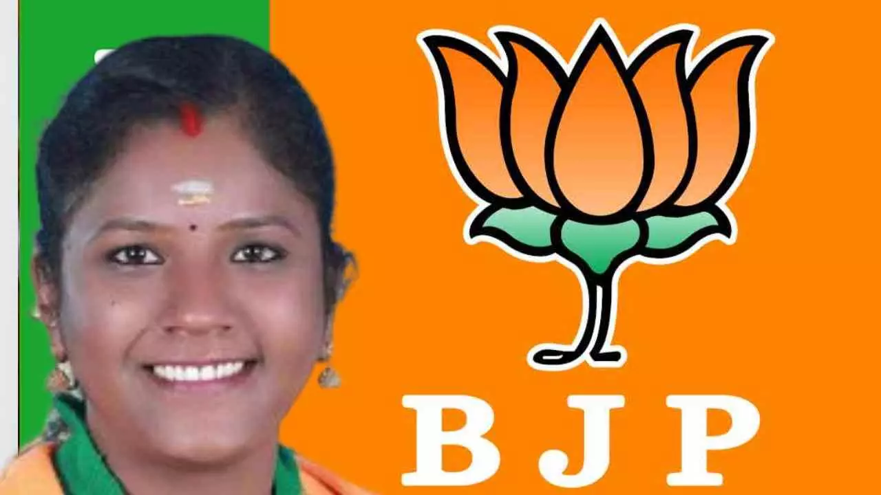 ಕೇರಳದ ಪಂಚಾಯತ್ ಚುನಾವಣೆಯಲ್ಲಿ ಬಿಜೆಪಿಯಿಂದ ಸ್ಪರ್ಧಿಸುತ್ತಿದ್ದಾರೆ ಸೋನಿಯಾ ಗಾಂಧಿ! ಕೇರಳದ ಪಂಚಾಯತ್ ಚುನಾವಣೆಯಲ್ಲಿ ಬಿಜೆಪಿಯಿಂದ ಸ್ಪರ್ಧಿಸುತ್ತಿದ್ದಾರೆ ಸೋನಿಯಾ ಗಾಂಧಿ!