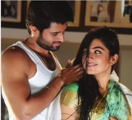 ಮದುವೆ ಬಗ್ಗೆ ಮೌನ ಮುರಿದ ರಶ್ಮಿಕಾ; ತಾಳ್ಮೆಯಿಂದ ಕಾಯುವಂತೆ ಮನವಿ ಮದುವೆ ಬಗ್ಗೆ ಮೌನ ಮುರಿದ ರಶ್ಮಿಕಾ; ತಾಳ್ಮೆಯಿಂದ ಕಾಯುವಂತೆ ಮನವಿ