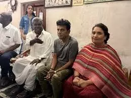 Ahead of Biopic Muhurat, Shivarajkumar Meets Gummadi Narasaiah at His Residence Ahead of Biopic Muhurat, Shivarajkumar Meets Gummadi Narasaiah at His Residence
