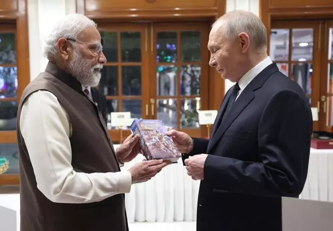 PM Modi Gifts Putin Russian Bhagavad Gita, Assam Tea and Silver Horse to Showcase India’s Heritage PM Modi Gifts Putin Russian Bhagavad Gita, Assam Tea and Silver Horse to Showcase India’s Heritage
