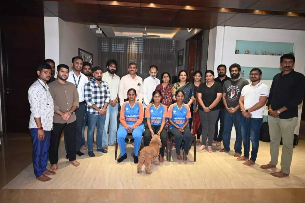 World Cup-winning blind womens cricket team receives grand welcome at Dodmane World Cup-winning blind womens cricket team receives grand welcome at Dodmane