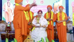 ಮಠಗಳ ಸೇವಾ ಕಾರ್ಯ ಸರ್ಕಾರಕ್ಕೆ ಸ್ಫೂರ್ತಿ: ಸಚಿವೆ ಲಕ್ಷ್ಮೀ ಹೆಬ್ಬಾಳಕರ್ ಶ್ಲಾಘನೆ