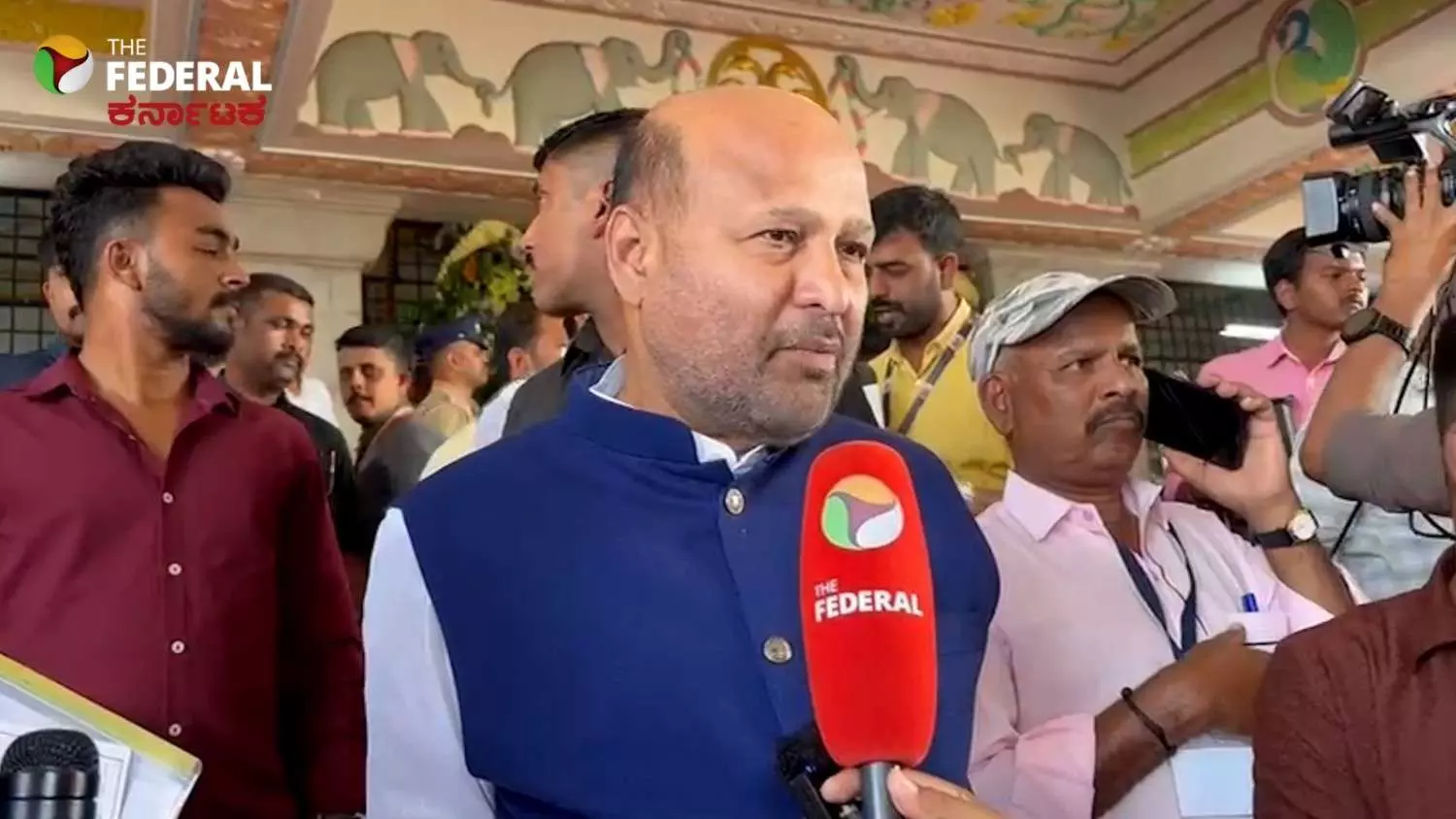 ಡಿಕೆಶಿ ಸಿಎಂ ಆಗುವುದು ಖಚಿತ; ಜ.6 ಅಥವಾ 9ರವರೆಗೆ ಕಾಯಿರಿ ಎಂದ ಡಿಕೆಶಿ ಆಪ್ತ ಡಿಕೆಶಿ ಸಿಎಂ ಆಗುವುದು ಖಚಿತ; ಜ.6 ಅಥವಾ 9ರವರೆಗೆ ಕಾಯಿರಿ ಎಂದ ಡಿಕೆಶಿ ಆಪ್ತ