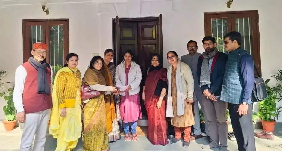 ಉನ್ನತ ಶಿಕ್ಷಣ ವಶಕ್ಕೆ ಪಡೆವ ಹುನ್ನಾರ: ಕೇಂದ್ರದ ವಿಧೇಯಕಕ್ಕೆ ಶಿಕ್ಷಕರು, ವಿದ್ಯಾರ್ಥಿಗಳ ಭಾರೀ ವಿರೋಧ ಉನ್ನತ ಶಿಕ್ಷಣ ವಶಕ್ಕೆ ಪಡೆವ ಹುನ್ನಾರ: ಕೇಂದ್ರದ ವಿಧೇಯಕಕ್ಕೆ ಶಿಕ್ಷಕರು, ವಿದ್ಯಾರ್ಥಿಗಳ ಭಾರೀ ವಿರೋಧ