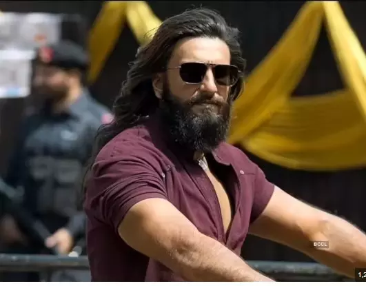 ದಕ್ಷಿಣದ ಬಾಗಿಲು ಬಡಿದ ಬಾಲಿವುಡ್: ಗೆಲುವು ಸಿಕ್ಕರೂ ಅವಕಾಶ ಕಳೆದುಕೊಳ್ಳುತ್ತಿದ್ದಾರಾ ಹಿಂದಿ ನಿರ್ಮಾಪಕರು? ದಕ್ಷಿಣದ ಬಾಗಿಲು ಬಡಿದ ಬಾಲಿವುಡ್: ಗೆಲುವು ಸಿಕ್ಕರೂ ಅವಕಾಶ ಕಳೆದುಕೊಳ್ಳುತ್ತಿದ್ದಾರಾ ಹಿಂದಿ ನಿರ್ಮಾಪಕರು?