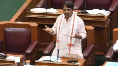 ಗೃಹಲಕ್ಷ್ಮೀ ವಿವಾದ| ಸಚಿವೆ ಲಕ್ಷ್ಮಿ ಹೆಬ್ಬಾಳ್ಕರ್ ಚಂದ್ರಲೋಕದಲ್ಲಿದ್ದಾರಾ?- ಆರ್‌‌. ಅಶೋಕ್ ಕಿಡಿ