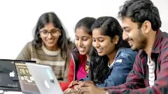 Have you completed your degree? There are many opportunities in the banking sector, apply today!