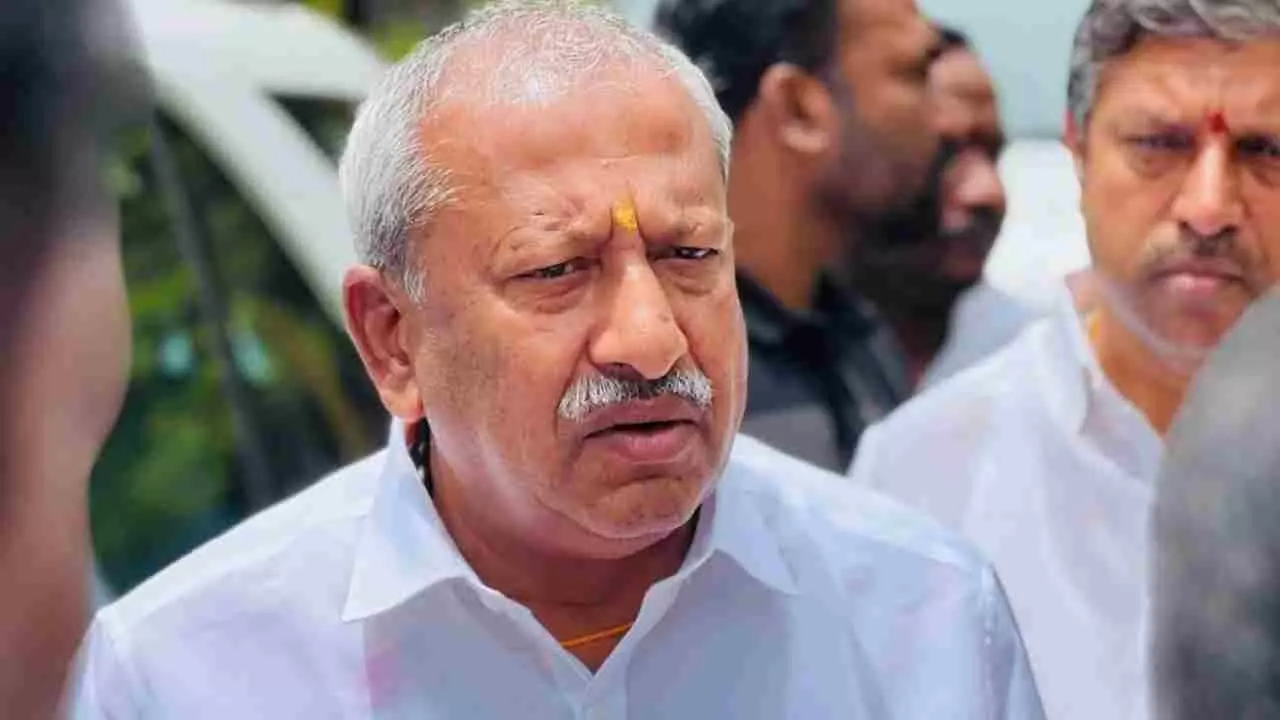 ಬಿಕ್ಲು ಶಿವ ಕೊಲೆ ಕೇಸ್; ಯಾವುದೇ ಕ್ಷಣದಲ್ಲೂ ಬೈರತಿ ಬಸವರಾಜ್ ಅರೆಸ್ಟ್! ಬಿಕ್ಲು ಶಿವ ಕೊಲೆ ಕೇಸ್; ಯಾವುದೇ ಕ್ಷಣದಲ್ಲೂ ಬೈರತಿ ಬಸವರಾಜ್ ಅರೆಸ್ಟ್!