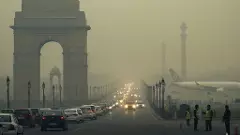 Fog, cold wave in Delhi, air quality worsens; 150 flights delayed