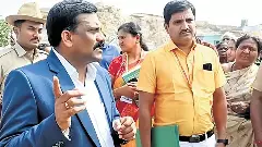 ಯಲಹಂಕ ಸ್ಲಂ ತೆರವು: ಸೂರು ಕಳೆದುಕೊಂಡ ಮಕ್ಕಳ ರಕ್ಷಣೆ; 3 ದಿನದೊಳಗೆ ವರದಿಗೆ ಮಕ್ಕಳ ಆಯೋಗದ ಸೂಚನೆ