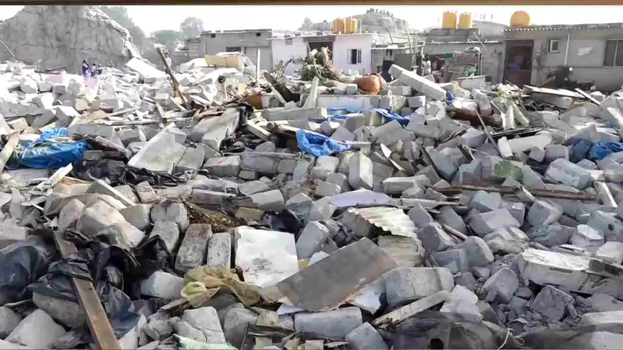 ಕೋಗಿಲು ಬಂಡೆ ಒತ್ತುವರಿ ತೆರವು- ಇಂದು ಮಾನವ ಹಕ್ಕುಗಳ ಆಯೋಗ ಭೇಟಿ; ಉನ್ನತ ಅಧಿಕಾರಿಗಳಿಗೆ ಸಂಕಷ್ಟ!