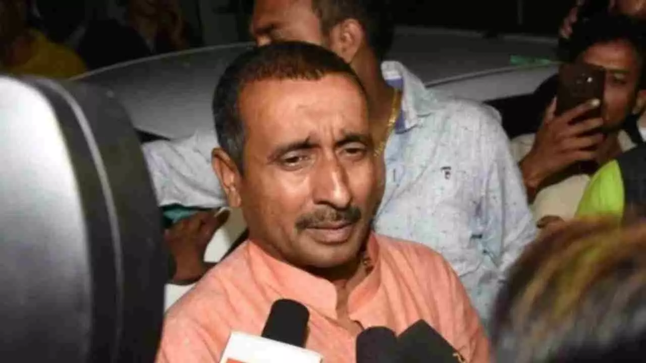 ಉನ್ನಾವೋ ಅತ್ಯಾಚಾರ ಪ್ರಕರಣ: ಕುಲದೀಪ್ ಸೆಂಗರ್ ಜಾಮೀನಿಗೆ ಸುಪ್ರೀಂ ಕೋರ್ಟ್ ತಡೆ