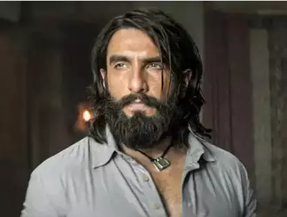 ವಿಶ್ವ ಬಾಕ್ಸ್ ಆಫೀಸ್ನಲ್ಲಿ ಧುರಂಧರ್ ಅಬ್ಬರ: ಪಠಾಣ್ ಮತ್ತು ಕಲ್ಕಿ ದಾಖಲೆಗಳು ಧೂಳಿಪಟ ವಿಶ್ವ ಬಾಕ್ಸ್ ಆಫೀಸ್ನಲ್ಲಿ ಧುರಂಧರ್ ಅಬ್ಬರ: ಪಠಾಣ್ ಮತ್ತು ಕಲ್ಕಿ ದಾಖಲೆಗಳು ಧೂಳಿಪಟ