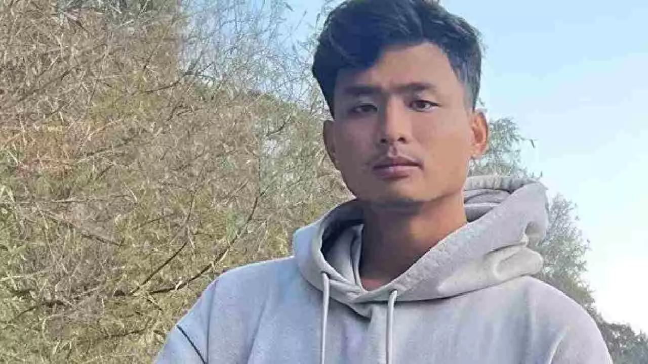 ನಾನು ಭಾರತೀಯ ಎಂದರೂ ಬಿಡದ ಹಂತಕರು; ಜನಾಂಗೀಯ ದ್ವೇಷಕ್ಕೆ ವಿದ್ಯಾರ್ಥಿ ಬಲಿ ನಾನು ಭಾರತೀಯ ಎಂದರೂ ಬಿಡದ ಹಂತಕರು; ಜನಾಂಗೀಯ ದ್ವೇಷಕ್ಕೆ ವಿದ್ಯಾರ್ಥಿ ಬಲಿ