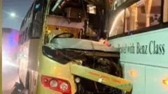 ಚಂದಾಪುರ ಮೇಲ್ಸೇತುವೆ ಮೇಲೆ ಭೀಕರ ಅಪಘಾತ; ಪ್ರಯಾಣಿಕರು ಪಾರು