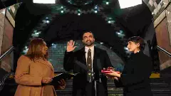 ನ್ಯೂಯಾರ್ಕ್‌ನ ಮೊದಲ ಮುಸ್ಲಿಂ ಮೇಯರ್ ಜೋಹ್ರಾನ್ ಮಮ್ದಾನಿ; ಕುರಾನ್‌ ಮೇಲೆ ಕೈ ಇಟ್ಟು ಪ್ರಮಾಣ ವಚನ