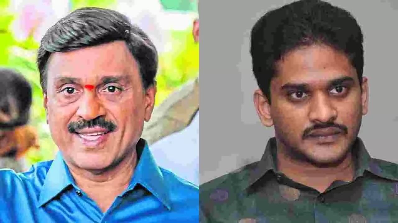 ಬಳ್ಳಾರಿ ಗುಂಪು ಘರ್ಷಣೆ: ಶಾಸಕ ಭರತ್ ರೆಡ್ಡಿ ಕ್ಷಮೆಯಾಚನೆ ಬಳ್ಳಾರಿ ಗುಂಪು ಘರ್ಷಣೆ: ಶಾಸಕ ಭರತ್ ರೆಡ್ಡಿ ಕ್ಷಮೆಯಾಚನೆ