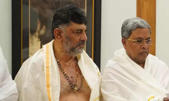 ಕರ್ನಾಟಕದ ದ್ವೇಷ ಭಾಷಣ ಕಾನೂನು: ಕಾಂಗ್ರೆಸ್ ರಾಜಕೀಯ ಹೋರಾಟ ವಿಷದ ಹಲ್ಲು ಕಿತ್ತ ಹಾವು ಕರ್ನಾಟಕದ ದ್ವೇಷ ಭಾಷಣ ಕಾನೂನು: ಕಾಂಗ್ರೆಸ್ ರಾಜಕೀಯ ಹೋರಾಟ ವಿಷದ ಹಲ್ಲು ಕಿತ್ತ ಹಾವು