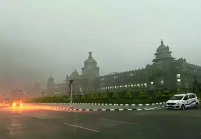 ರಾಜ್ಯದಲ್ಲಿ ತೀವ್ರಗೊಂಡ ಚಳಿ| ಬೀದರ್ ಮತ್ತು ವಿಜಯಪುರದಲ್ಲಿ ಶೀತಗಾಳಿ ರಾಜ್ಯದಲ್ಲಿ ತೀವ್ರಗೊಂಡ ಚಳಿ| ಬೀದರ್ ಮತ್ತು ವಿಜಯಪುರದಲ್ಲಿ ಶೀತಗಾಳಿ