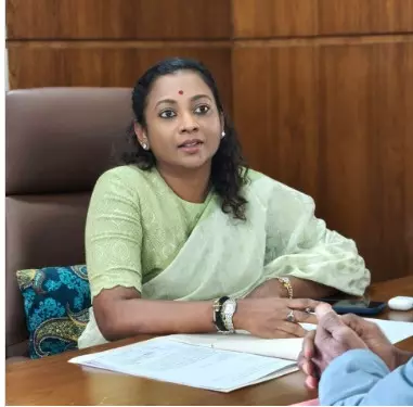 ನನ್ನ ಬಟ್ಟೆ ನೋಡಿ ವೇಶ್ಯೆ ಅಂತಾರೆ- ಕಿಡಿಗೇಡಿಗಳಿಗೆ ನಯನಾ ಮೋಟಮ್ಮ ವಾರ್ನಿಂಗ್ ನನ್ನ ಬಟ್ಟೆ ನೋಡಿ ವೇಶ್ಯೆ ಅಂತಾರೆ- ಕಿಡಿಗೇಡಿಗಳಿಗೆ ನಯನಾ ಮೋಟಮ್ಮ ವಾರ್ನಿಂಗ್