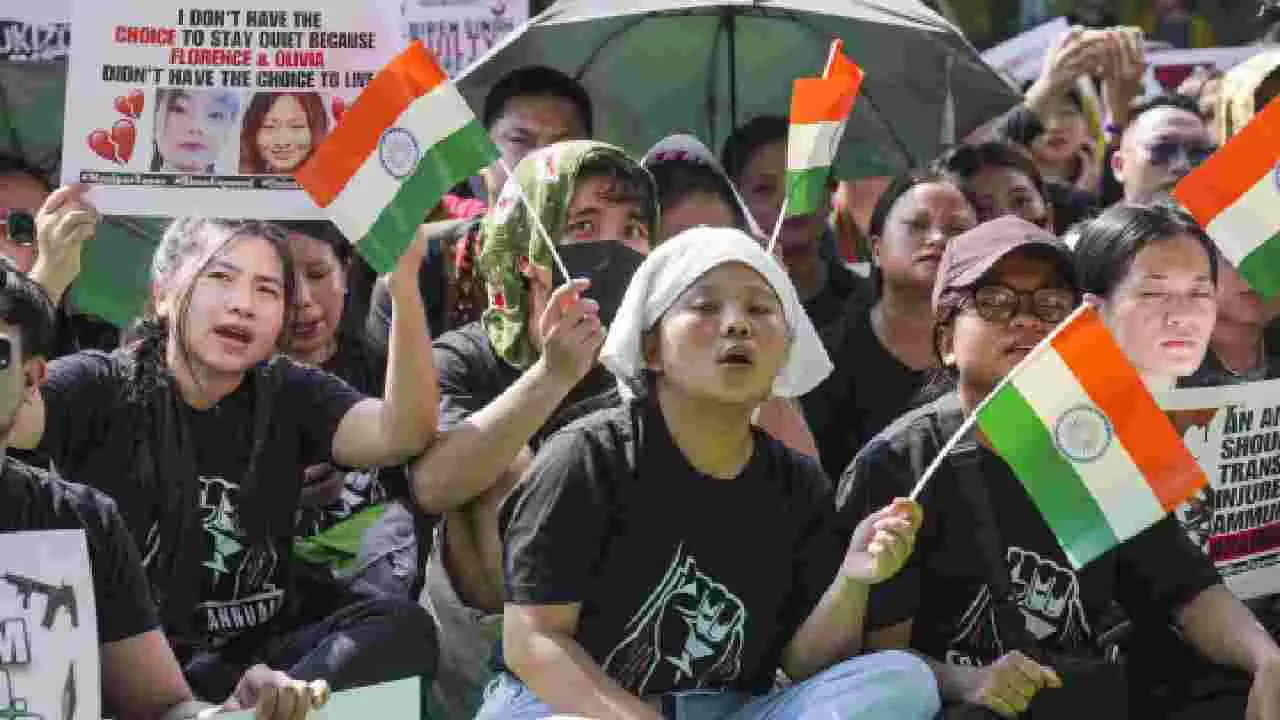 ಸಾಮೂಹಿಕ ಅತ್ಯಾಚಾರಕ್ಕೆ ಒಳಗಾಗಿದ್ದ ಕುಕಿ ಮಹಿಳೆ ಸಾವು – ಮತ್ತೆ ಭುಗಿಲೆದ್ದ ಪ್ರತಿಭಟನೆ