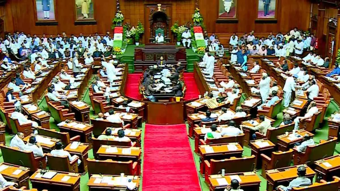 ರಾಜ್ಯಪಾಲರಿಗೆ ಅಪಮಾನ Vs ರಾಷ್ಟ್ರಗೀತೆಗೆ ಅಗೌರವ:  ಶುಕ್ರವಾರ ಸಭಾಧ್ಯಕ್ಷರ ತೀರ್ಪು