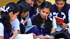 SSLC ಟಾಪರ್ಸ್‌ಗೆ ಭರ್ಜರಿ ಗಿಫ್ಟ್: ಸರ್ಕಾರದಿಂದ ₹50,000 ನಗದು ಪುರಸ್ಕಾರ!